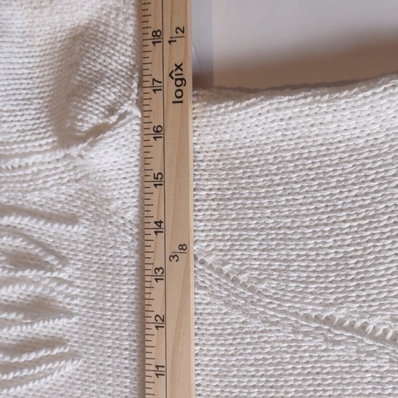 Per Se by Carlisle Fringed Short Sleeve Sweater - Picture 9 of 11